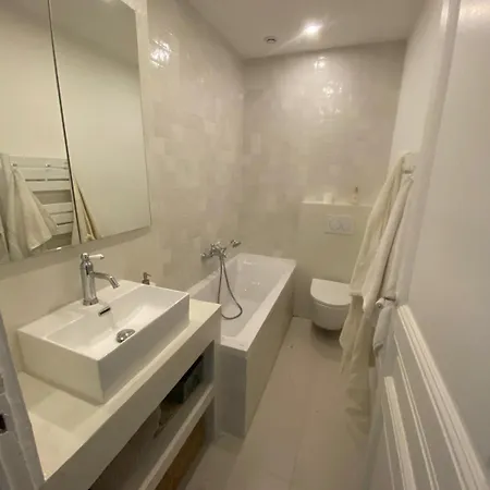 Lisa De Charme Apartment *